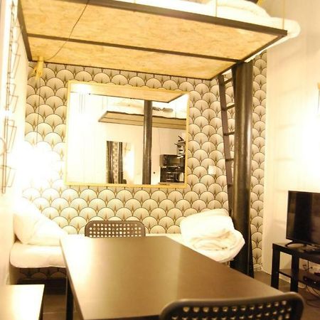 Nice 20M² District Of Batignolles Paris Bagian luar foto