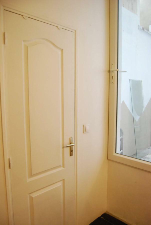 Nice 20M² District Of Batignolles Paris Bagian luar foto