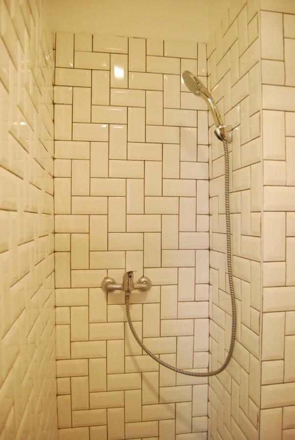 Nice 20M² District Of Batignolles Paris Bagian luar foto