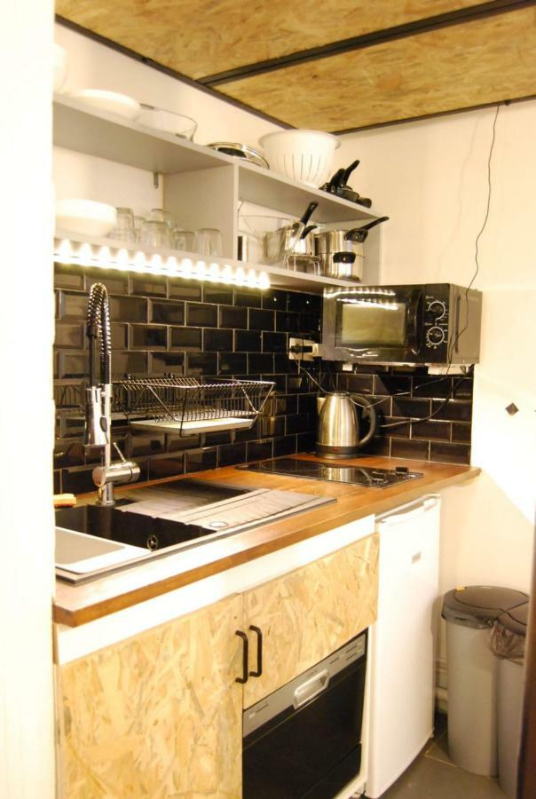 Nice 20M² District Of Batignolles Paris Bagian luar foto